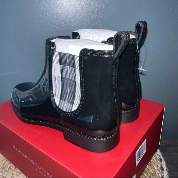 Henry Ferrera Marsala Plaid Rain Boots - Picture 5 of 7